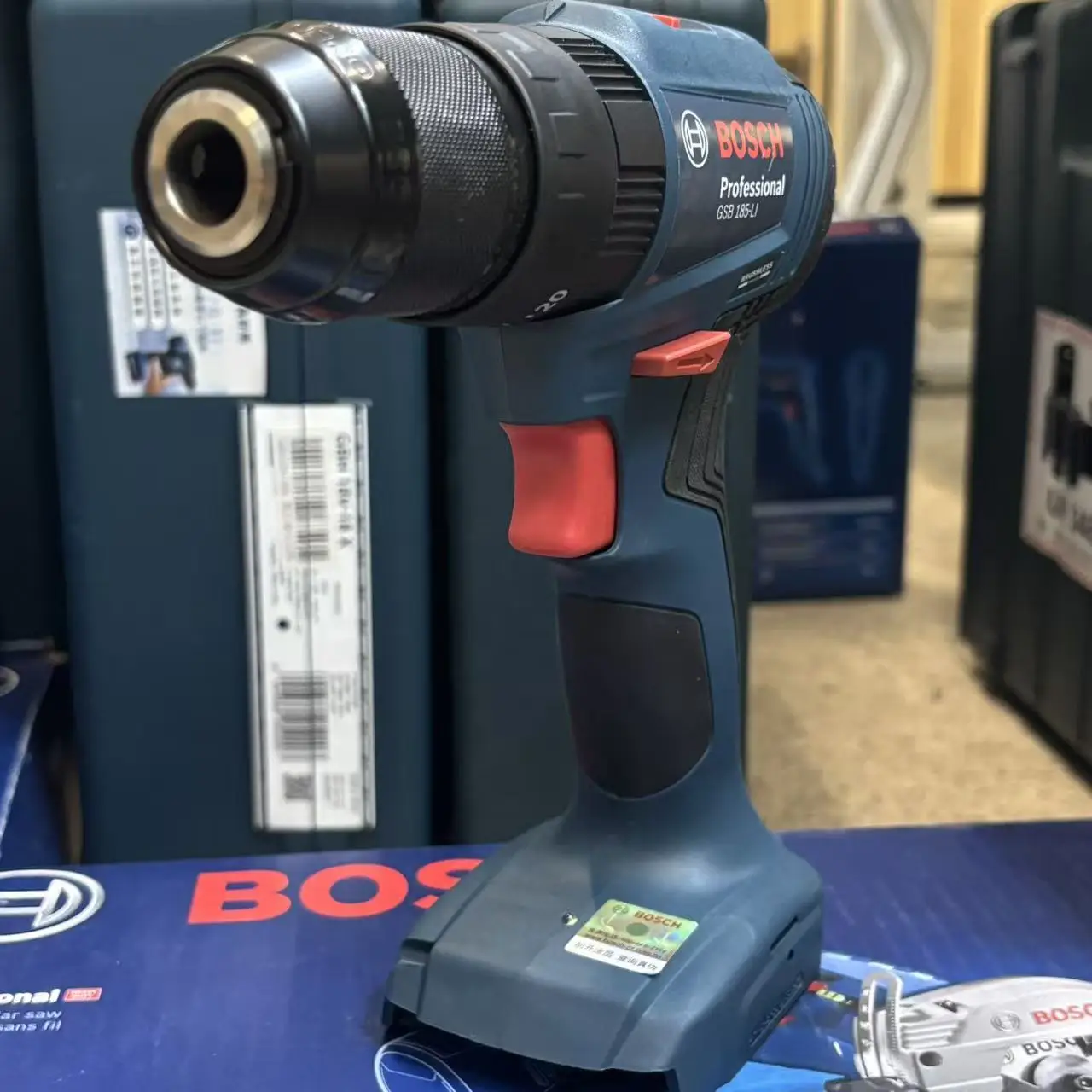 ボッシュ GSB 185-LI ブラシレスコードレスインパク - Bosch Drill Gsb 18V のレビューと価格