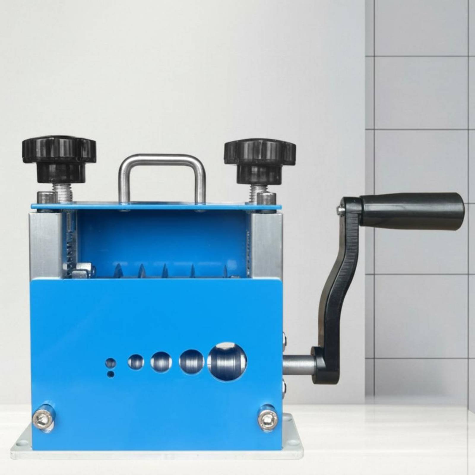 多穴コードピーラー ツインドライブハンドクランクワイヤースト - Workshop Hand Tools のレビューと価格